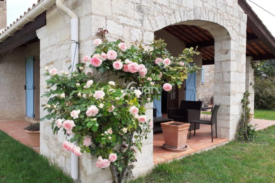 Maison à vendre à Sillans-la-cascade