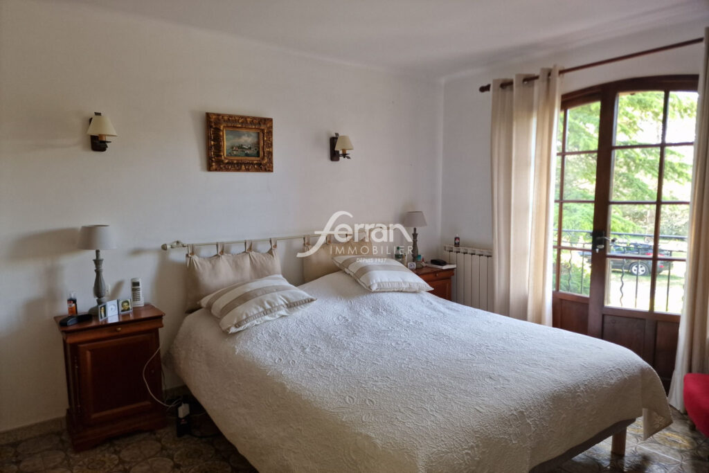 A vendre villa avec piscine à Sillans la cacade sur un terrain – 5 pièces – 3 chambres – 135.00 m²