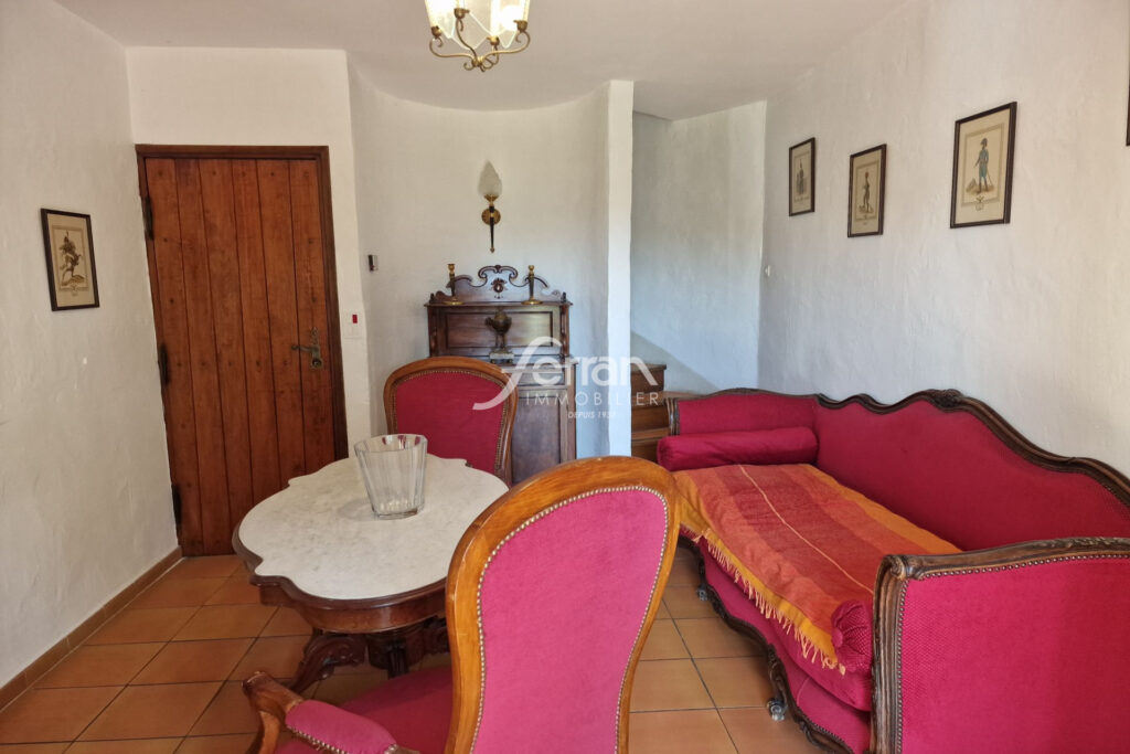 A vendre villa avec piscine à Sillans la cacade sur un terrain – 5 pièces – 3 chambres – 135.00 m²