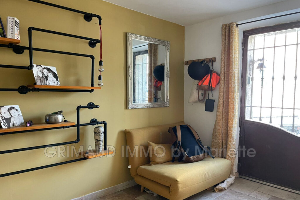 vente maison de village 6 Pièce(s) – 6 pièces – 4 chambres – 140.00 m²