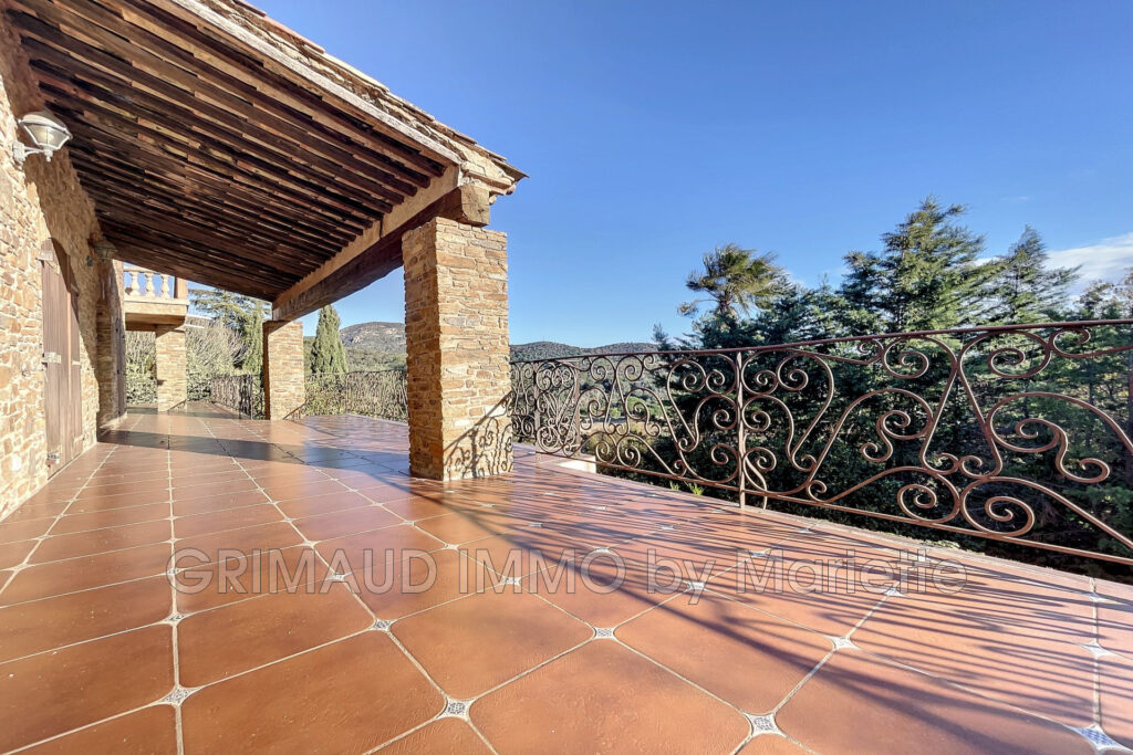 vente maison 10 Pièce(s) – 10 pièces – 9 chambres – 497.72 m²