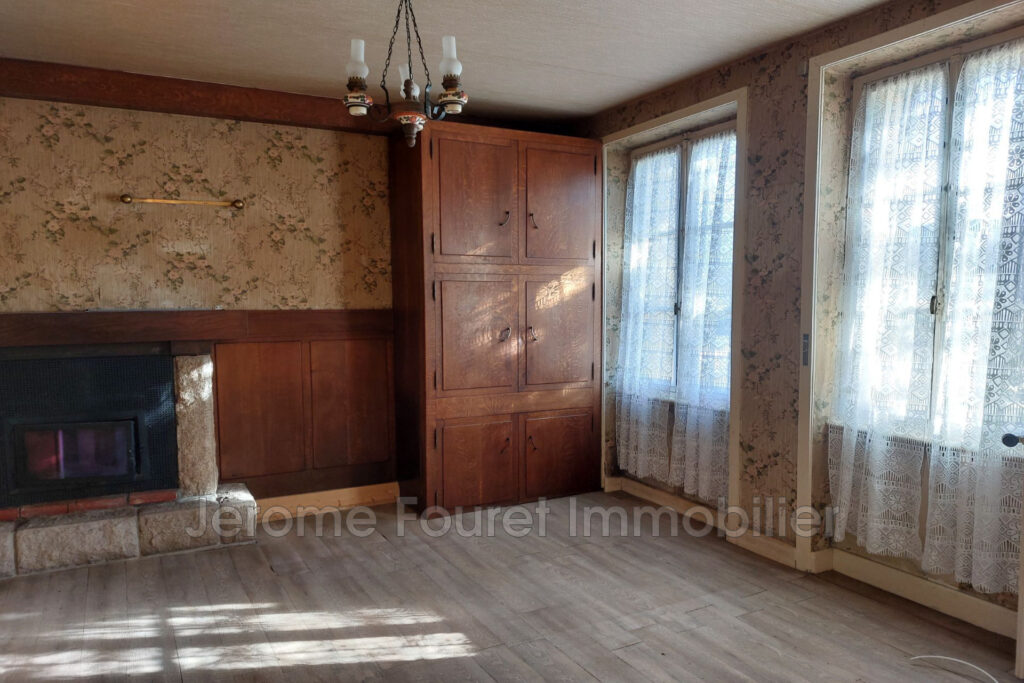 vente maison de ville – NR pièces – 3 chambres – 110.00 m²