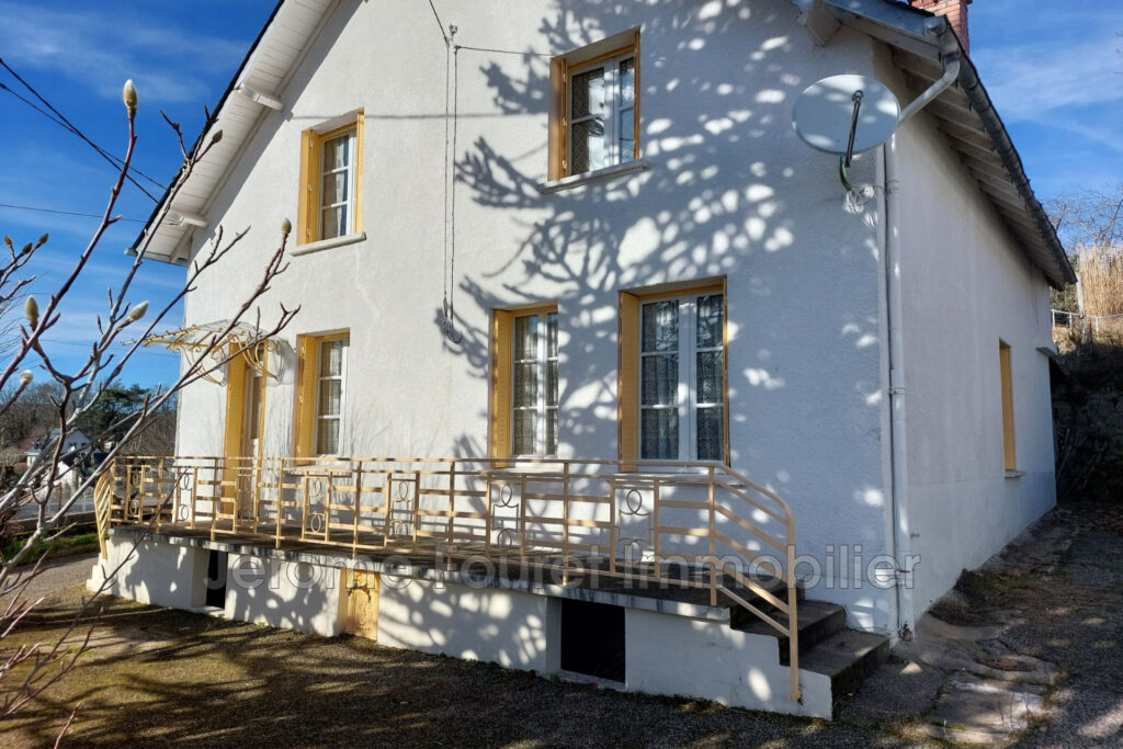 vente maison de ville – NR pièces – 3 chambres – 110.00 m²