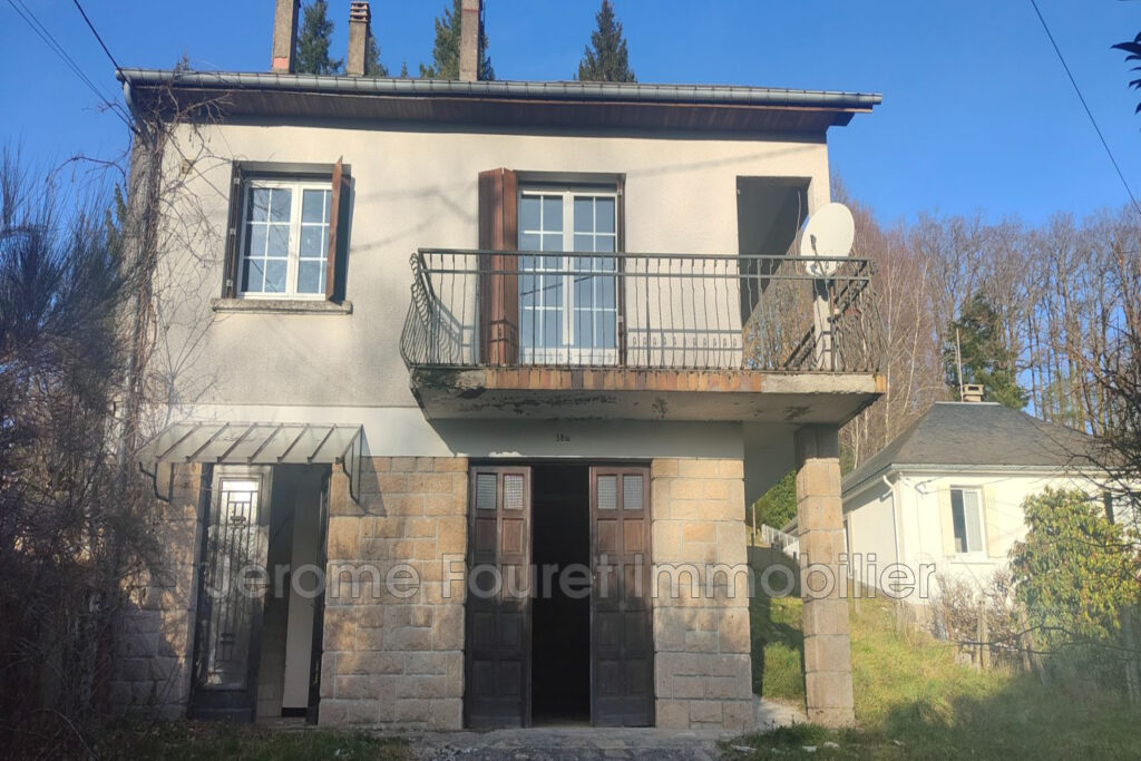 EGLETONS – Maison T3 vue degagée – NR pièces – 2 chambres – 86.00 m²