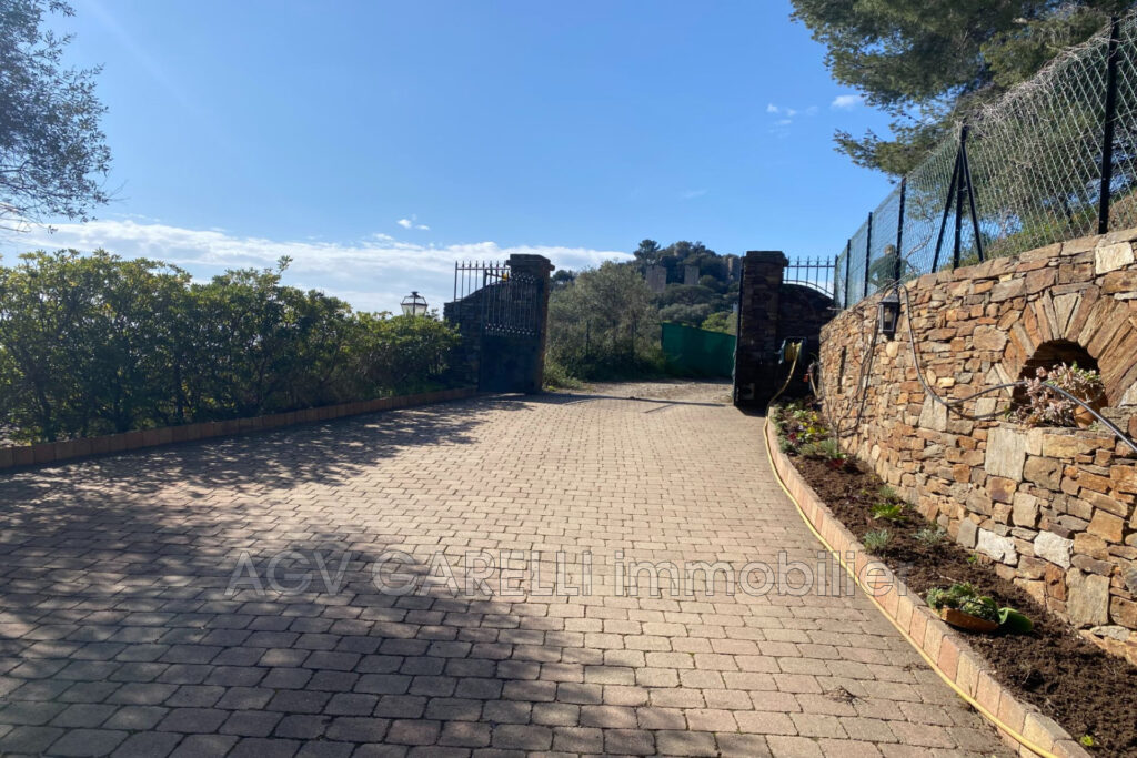 location rez-de-jardin 3 Pièce(s) – 3 pièces – 2 chambres – 77.10 m²