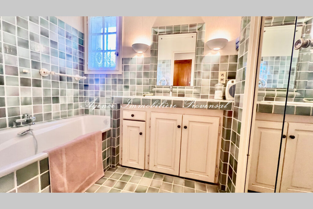 vente maison 7 Pièce(s) – 7 pièces – NR chambres – 171.83 m²