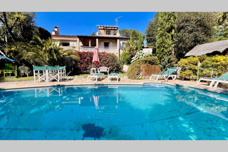 Maison à vendre à Sainte-maxime
