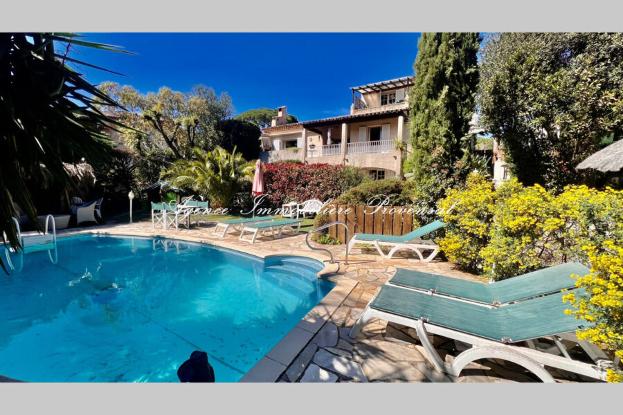 Maison à vendre à Sainte-maxime