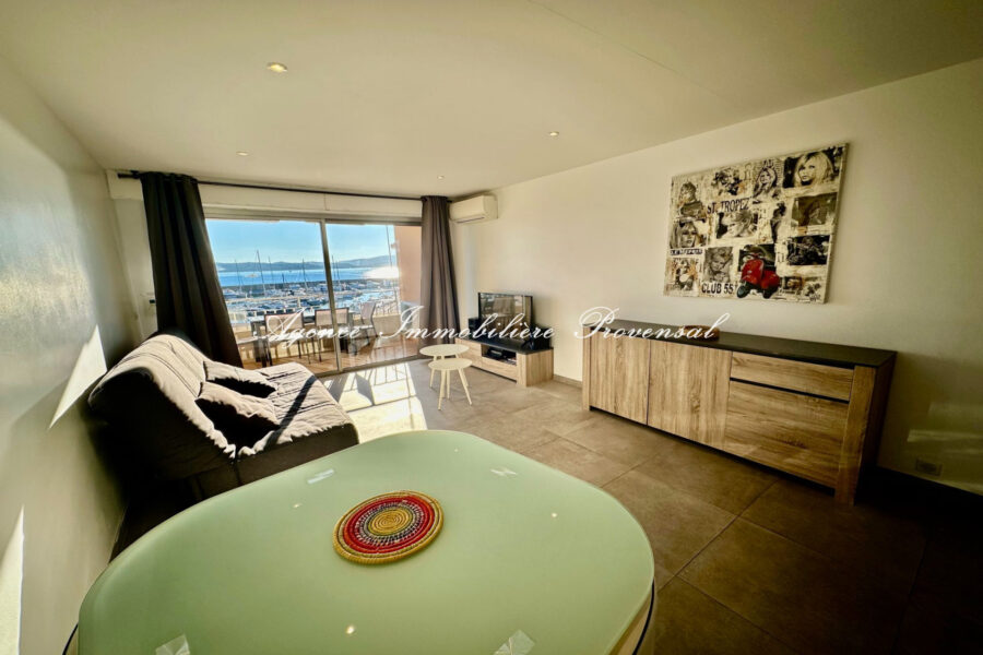 Appartement à louer à Sainte-maxime