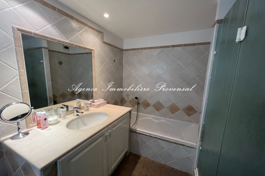 Appartement à louer à Sainte-maxime