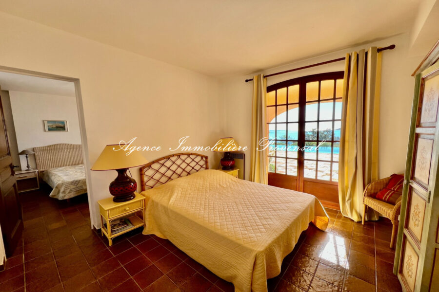 Maison à louer à Sainte-maxime