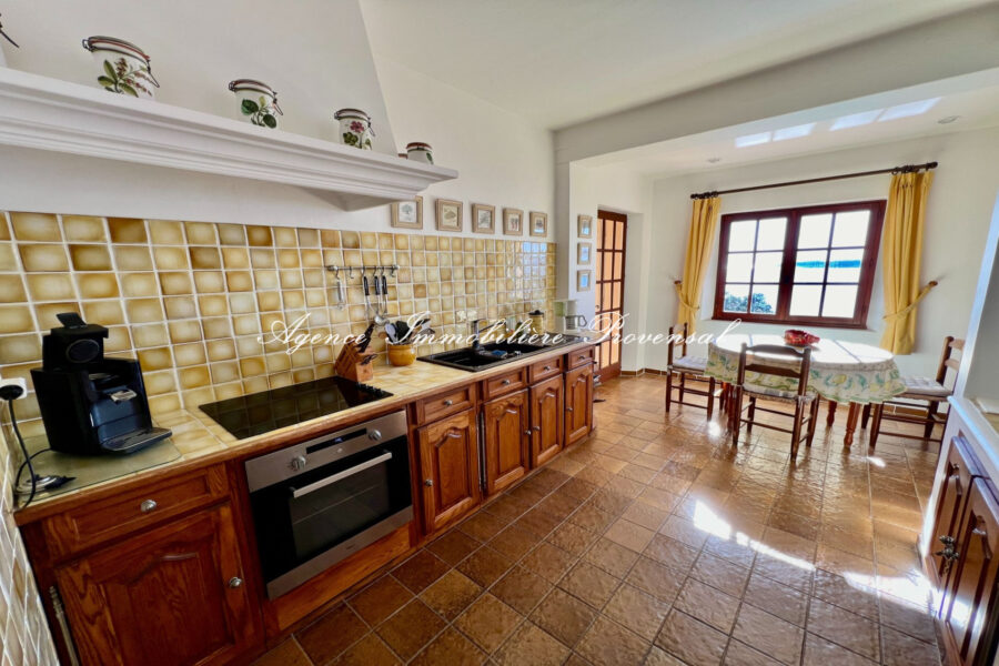 Maison à louer à Sainte-maxime