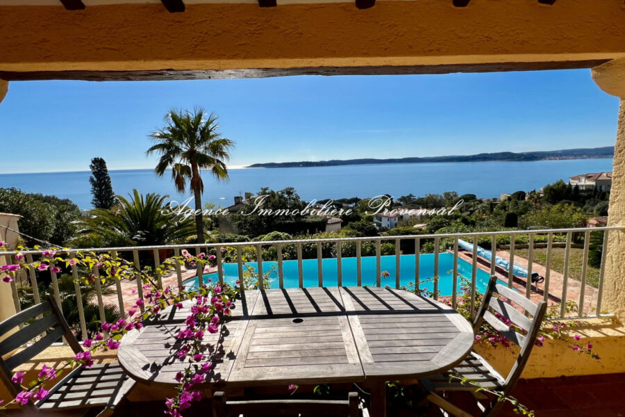 Maison à louer à Sainte-maxime
