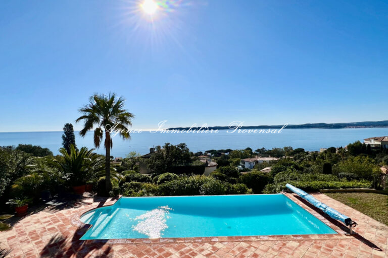 location saisonnière villa provençale 5 Pièce(s) – 5 pièces – 3 chambres – 120.00 m²