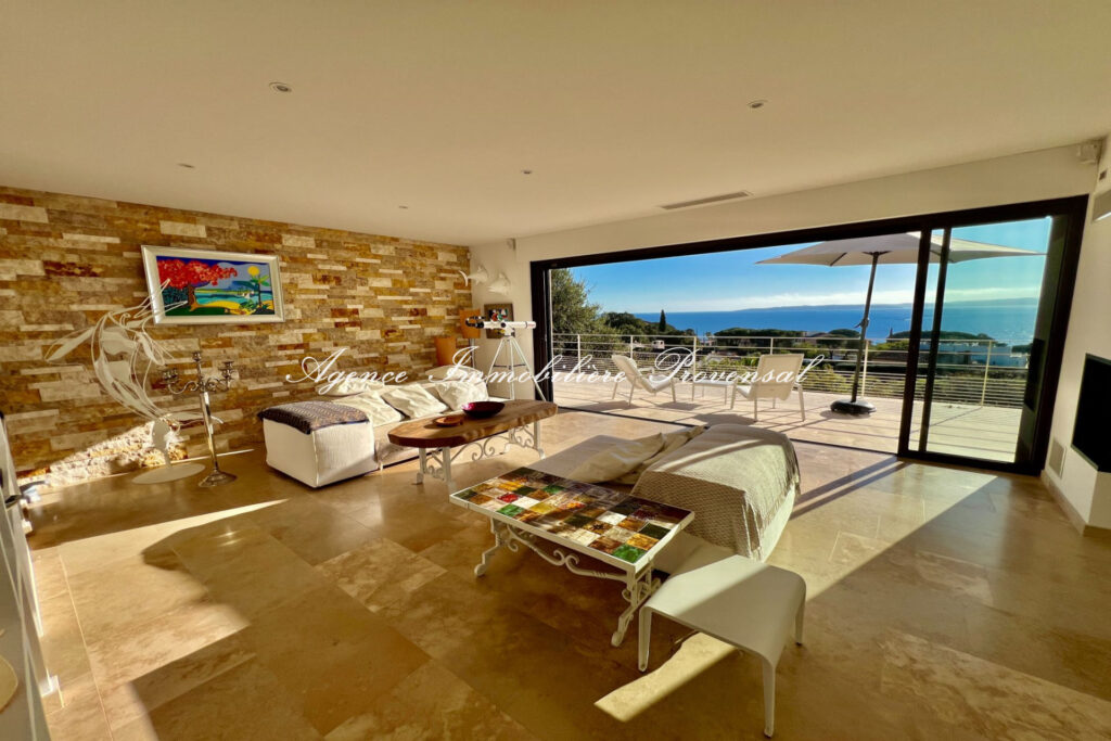 location saisonnière villa 5 Pièce(s) – 5 pièces – 4 chambres – 200.00 m²