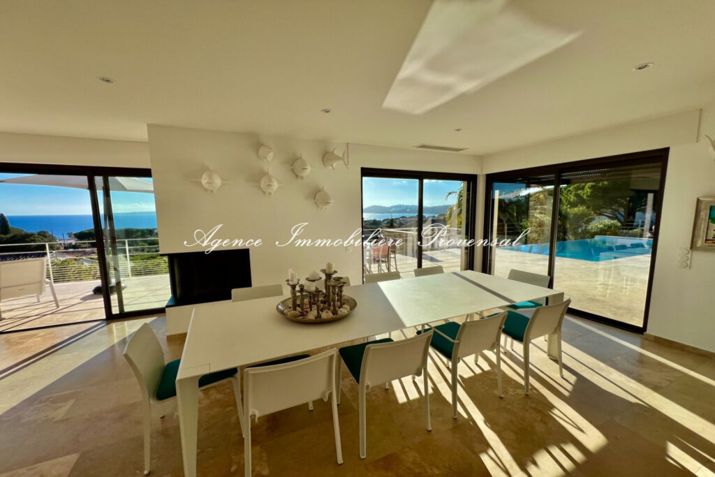 location saisonnière villa 5 Pièce(s) – 5 pièces – 4 chambres – 200.00 m²