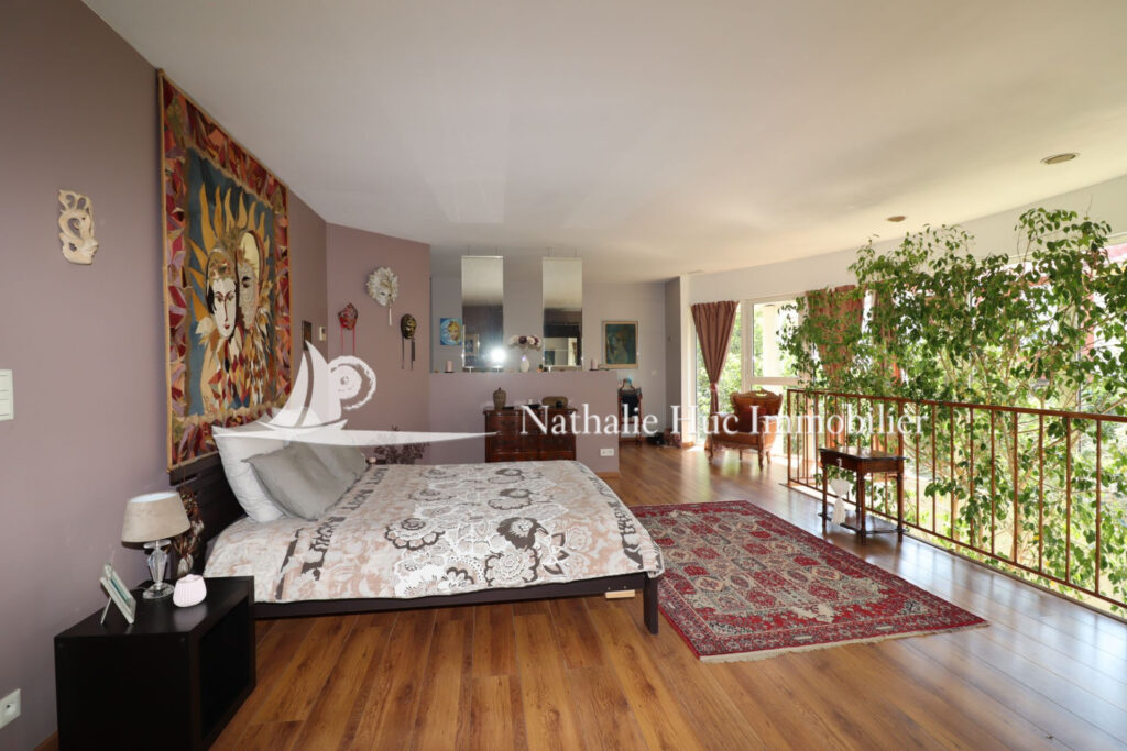 vente maison de ville – NR pièces – 2 chambres – 174.91 m²