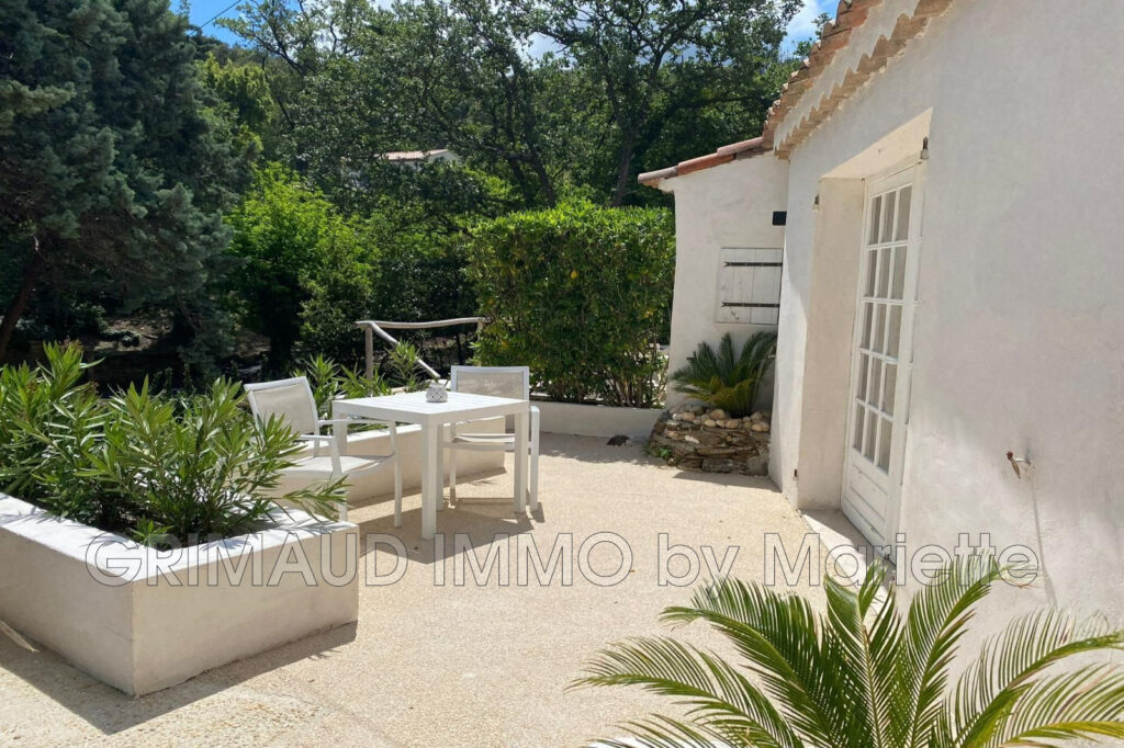 chambre d’hotes a vendre avec 4 gites et 3 chambres d’hotes, p – 10 pièces – 9 chambres – 300.00 m²