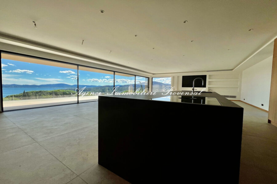 Maison à vendre à Sainte-maxime