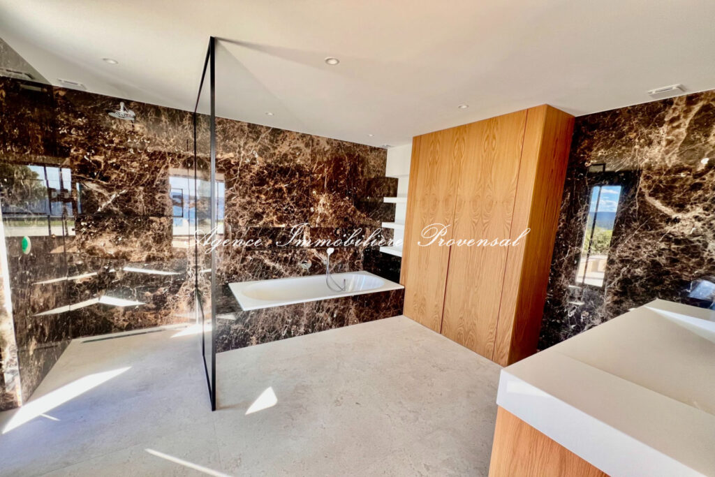 vente villa 7 Pièce(s) – 7 pièces – 5 chambres – 500.00 m²