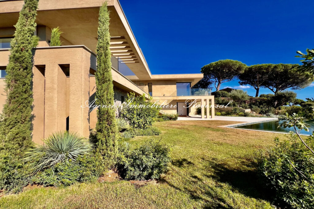 vente villa 7 Pièce(s) – 7 pièces – 5 chambres – 500.00 m²