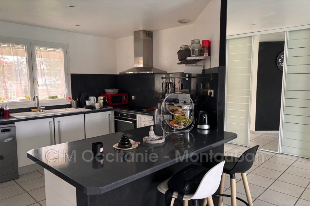 vente maison 5 Pièce(s) – 5 pièces – 4 chambres – 115.00 m²