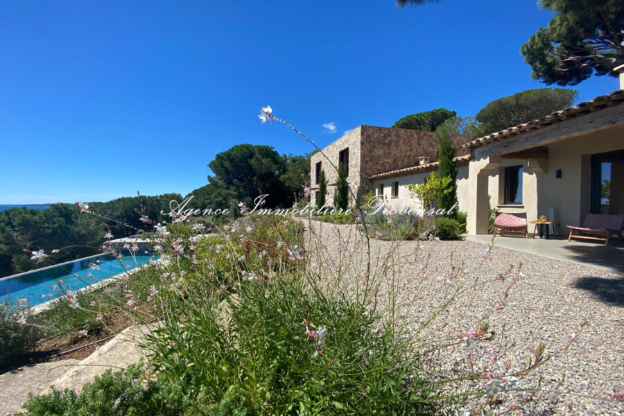 Maison à vendre à Sainte-maxime