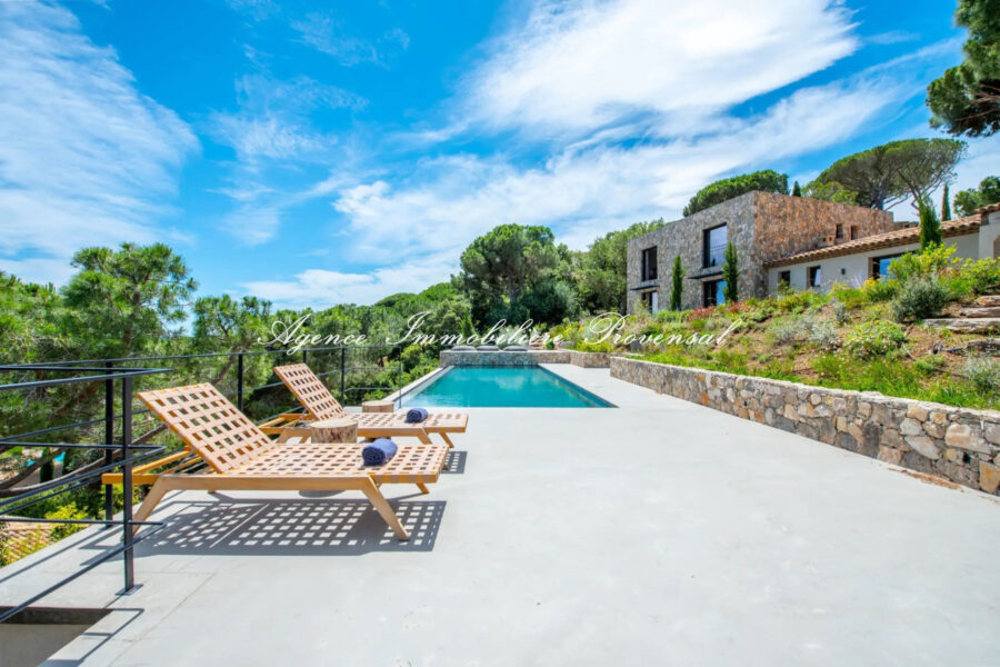 Maison à vendre à Sainte-maxime