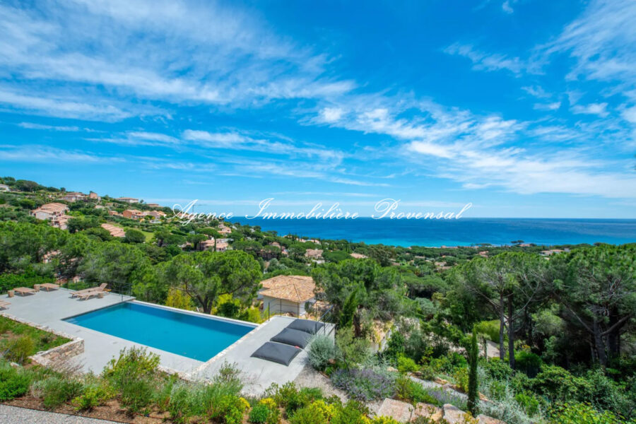 Maison à vendre à Sainte-maxime