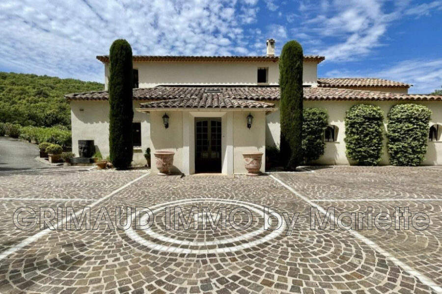 Maison à vendre à La garde-freinet