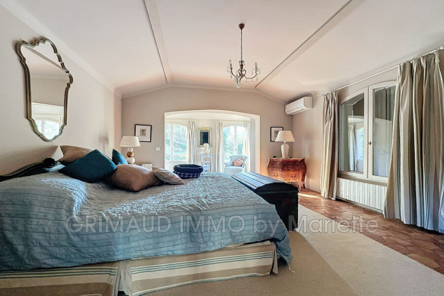 Maison à vendre à La garde-freinet
