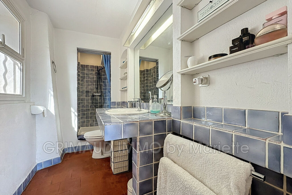 Coup de coeur au village ? 2 chambres et belle terrasse – 3 pièces – 2 chambres – 76.63 m²