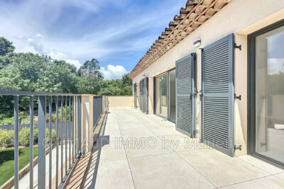 Appartement spacieux de 107 m², à deux pas des plages – 4 pièces – 3 chambres – 107.43 m²