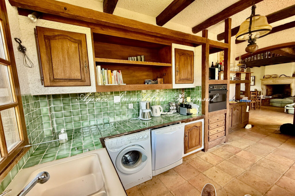 vente villa 6 Pièce(s) – 6 pièces – 5 chambres – 154.00 m²