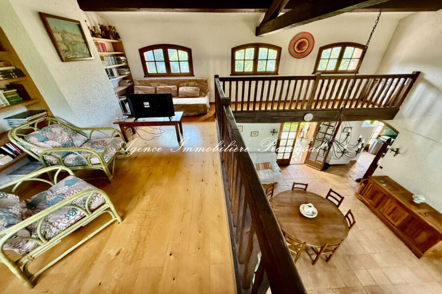 Maison à vendre à Sainte-maxime