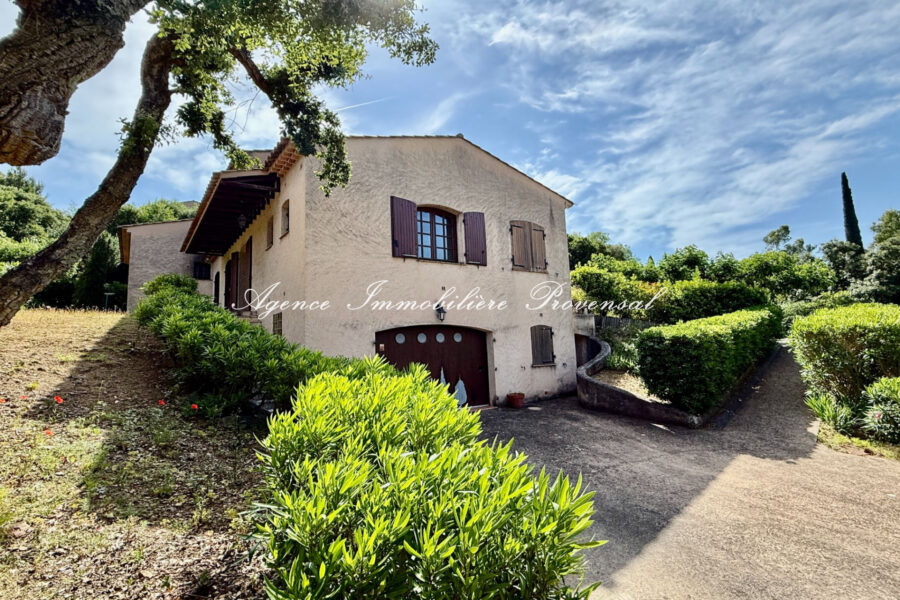 Maison à vendre à Sainte-maxime