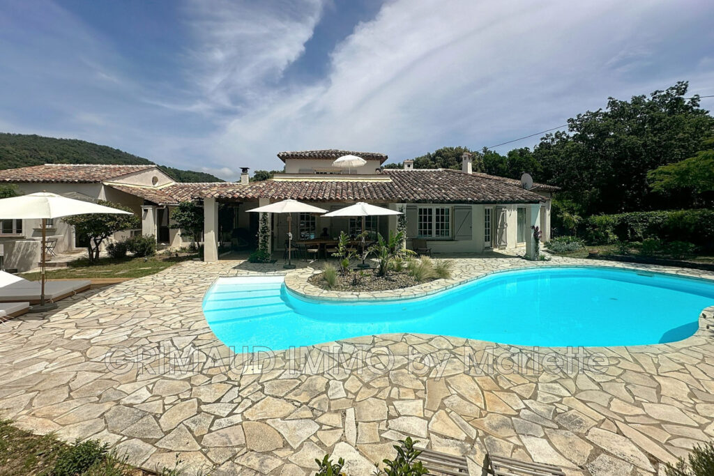 belle proprieté avec 4 chambres et appartement, garage et pisc – 6 pièces – 5 chambres – 197.24 m²