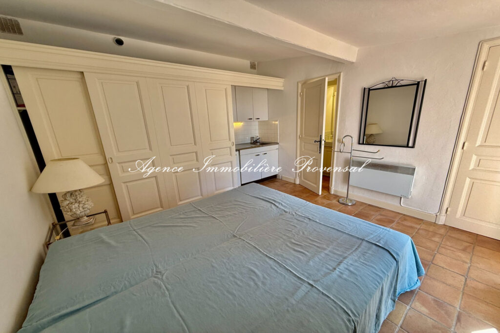 vente villa provençale 7 Pièce(s) – 7 pièces – 5 chambres – 200.00 m²