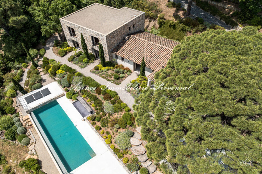 Maison à vendre à Sainte-maxime