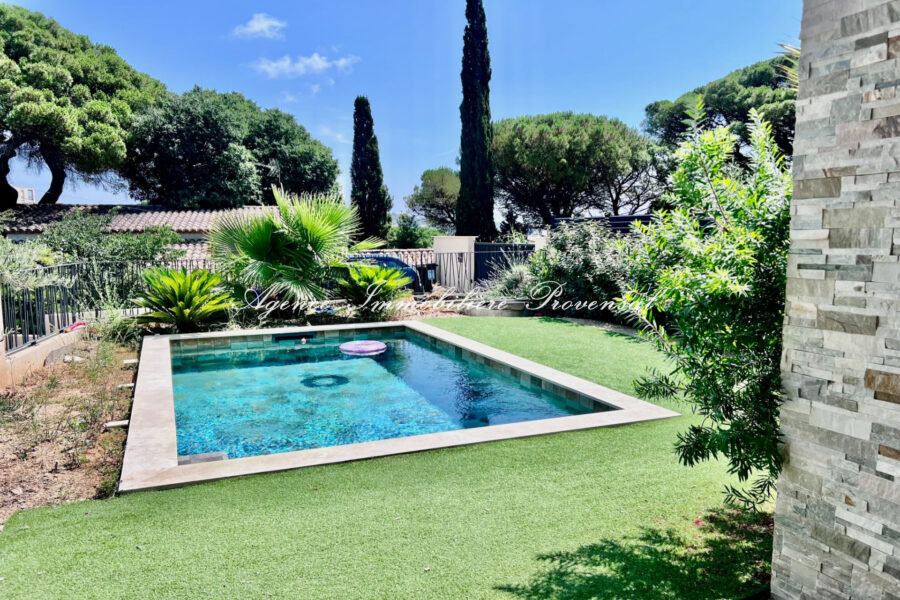 Maison à vendre à Sainte-maxime