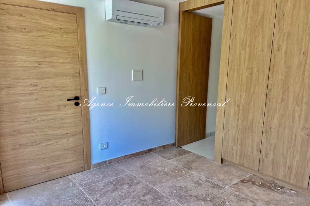 vente villa 5 Pièce(s) – 5 pièces – 4 chambres – 125.90 m²