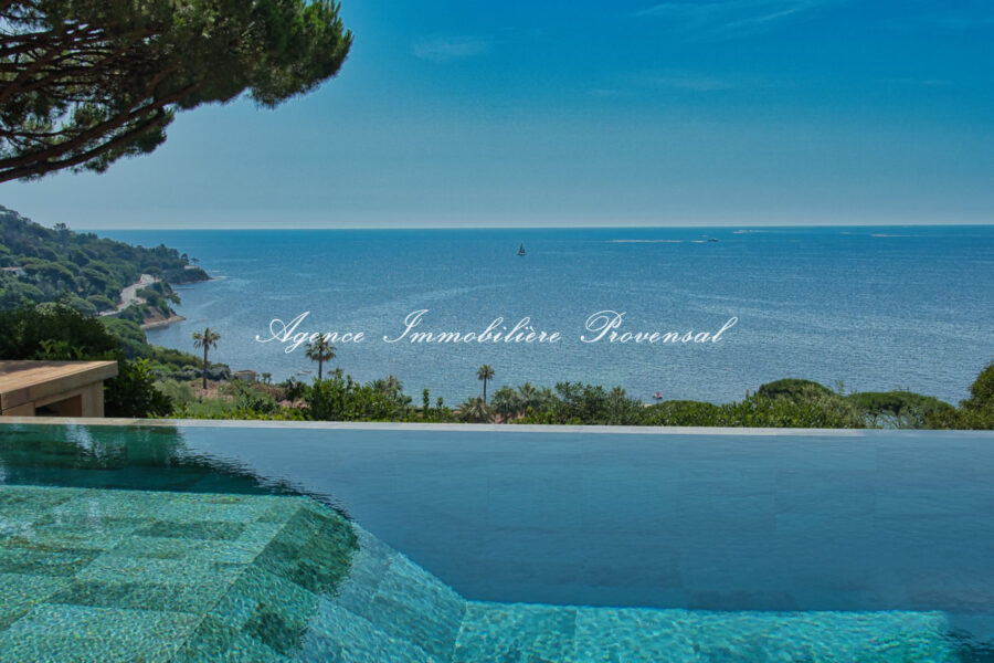 Maison à vendre à Sainte-maxime