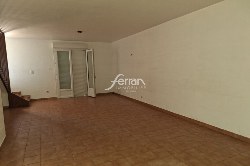 A LOUER à Type 3 à DRAGUIGNAN – 3 pièces – 2 chambres – 76.00 m²