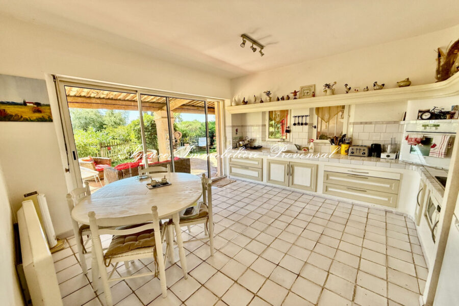 Maison à vendre à Sainte-maxime