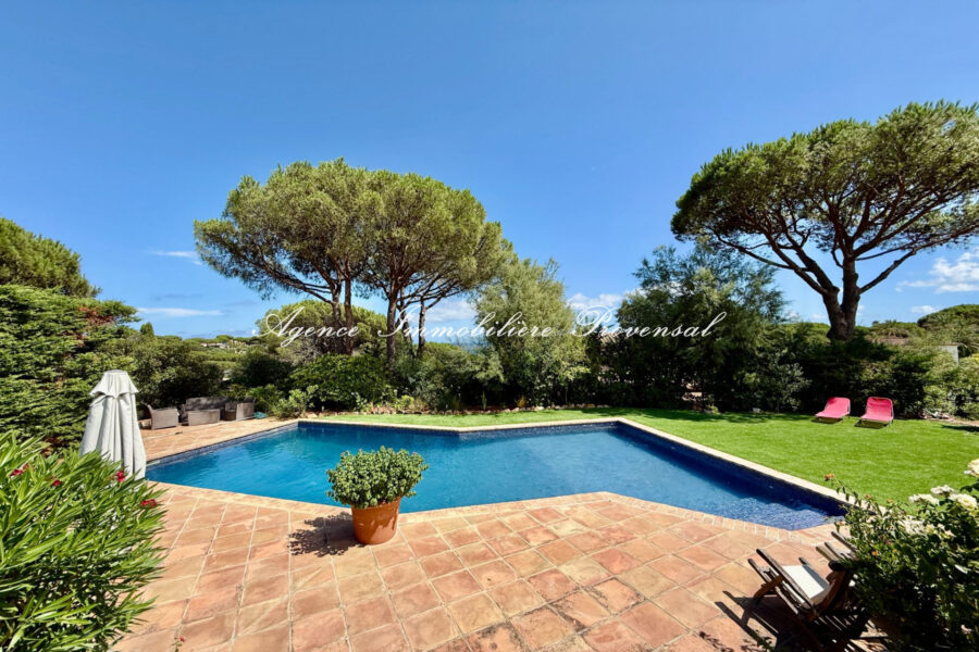 Maison à vendre à Sainte-maxime