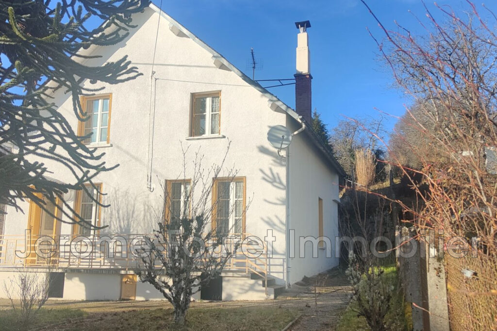 vente maison de ville – NR pièces – 3 chambres – 110.00 m²