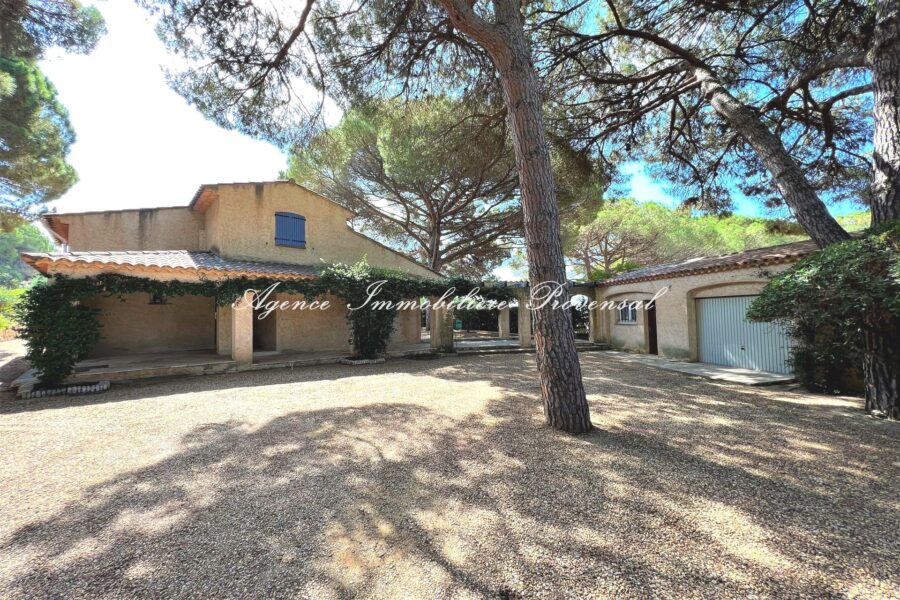 Maison à vendre à Sainte-maxime