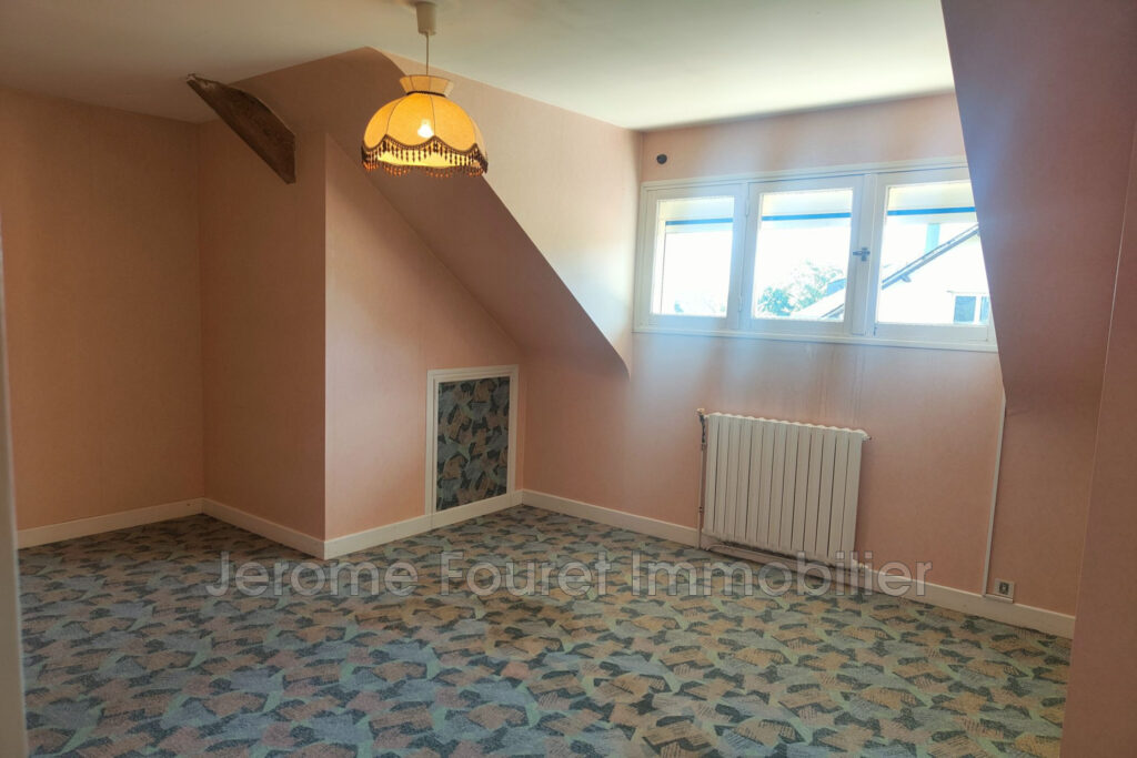 vente maison 6 Pièce(s) – 6 pièces – 5 chambres – 141.48 m²