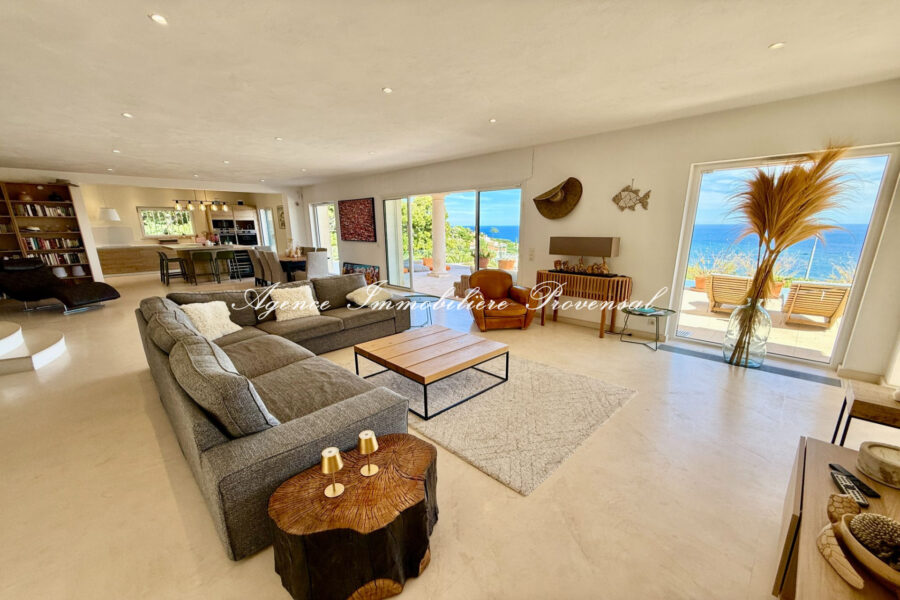 Maison à vendre à Les issambres