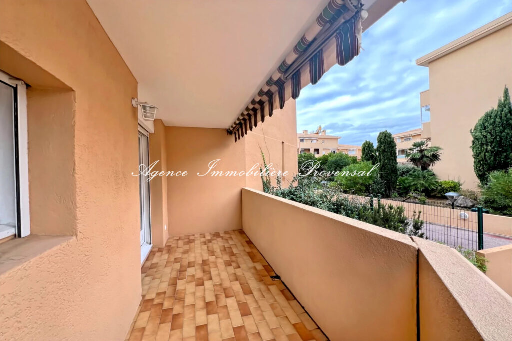 location appartement 1 Pièce(s) – 1 pièce – NR chambres – 24.40 m²